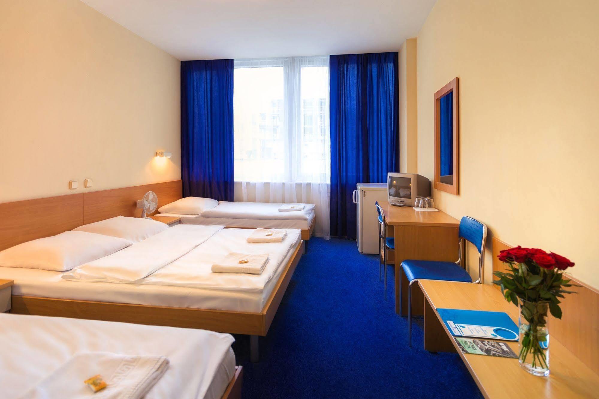 Dom Turystyczny Indigo Hostel Krakow Luaran gambar