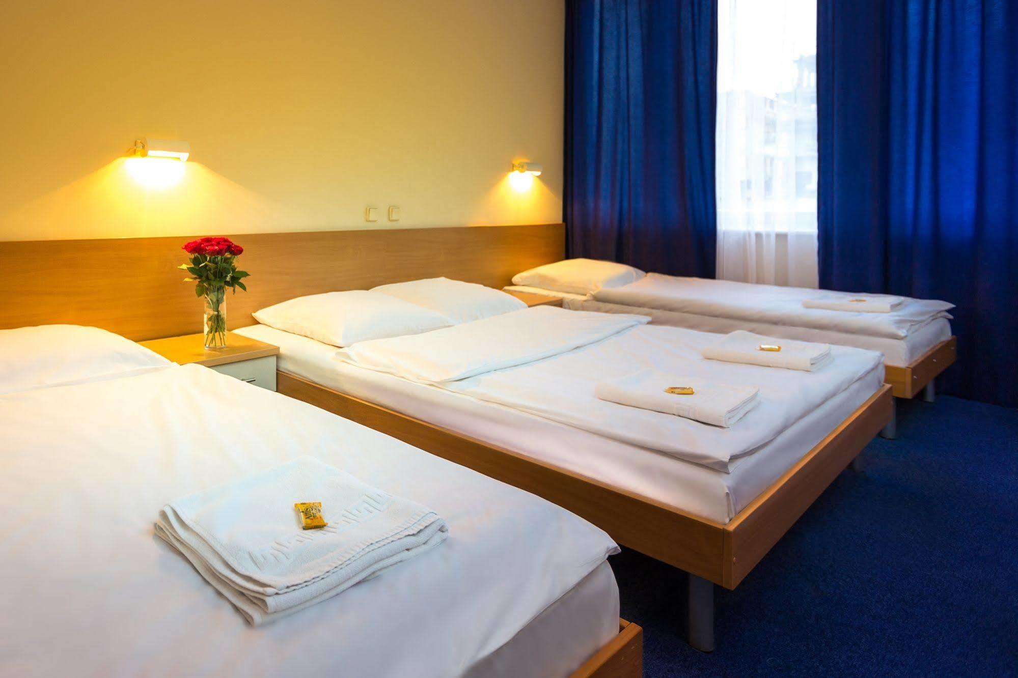 Dom Turystyczny Indigo Hostel Krakow Luaran gambar